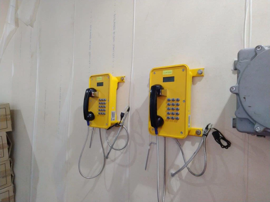 Telefòn endistriyèl J & R VoIP te enstale nan Rig lwil oliv Endyen lanmè