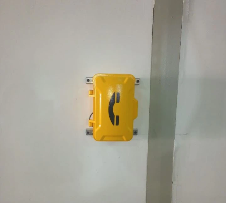 JR101-FK-Analog telefòn ki enpèmeyab enstale nan plant fabrikasyon asye Arabi...